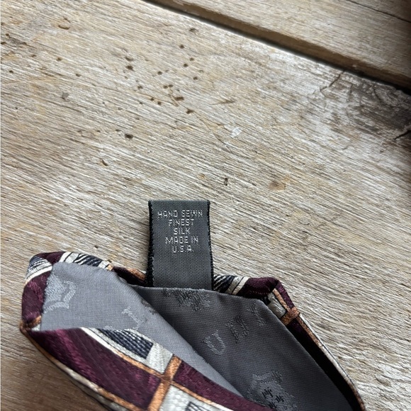 Vintage Robert Talbott Studio Britches 100% Silk Tie -Burgundy/Grey/Black EUC - Picture 7 of 10